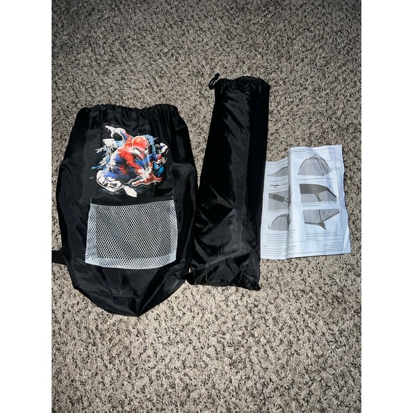 NWOT ‎ Spider-Man kids tent with carrying bag - Picture 1 of 7